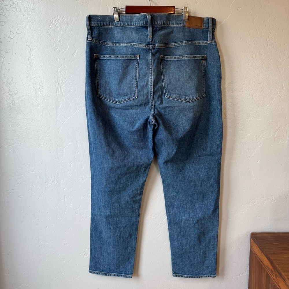 Madewell Comfort Stretch High Rise Perfect Vintage Jean in Maplewood Wash - Picture 8 of 13